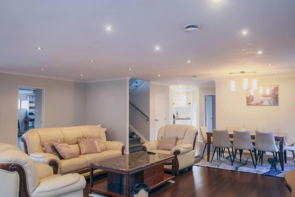 Hillsborough Spacious 3br With Ensuite -12mins Frm Airport Ferienhaus Auckland
