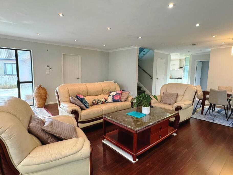 Ferienhaus Hillsborough Spacious 3br With Ensuite -12mins Frm Airport Auckland