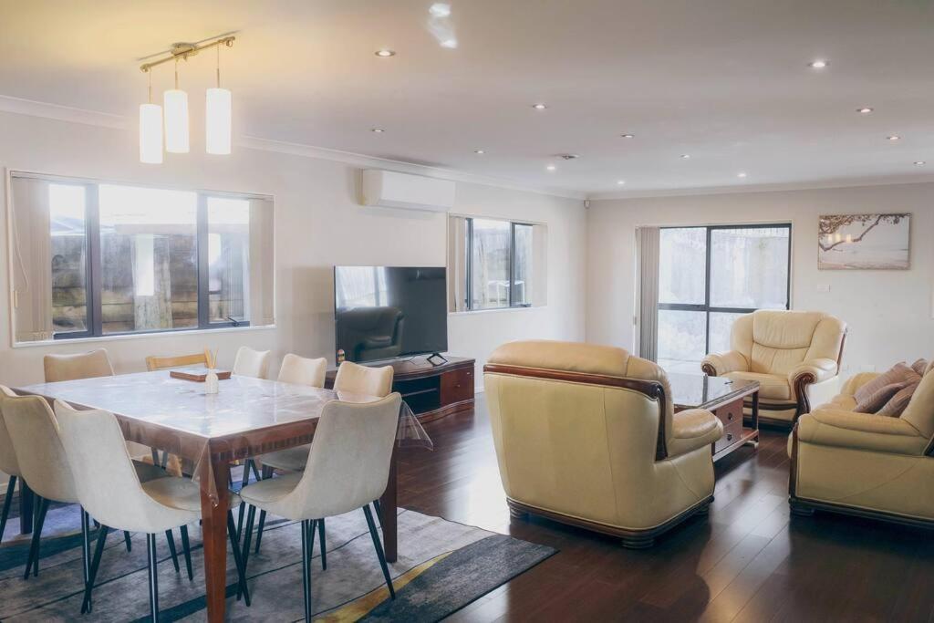 Ferienhaus Hillsborough Spacious 3br With Ensuite -12mins Frm Airport Auckland