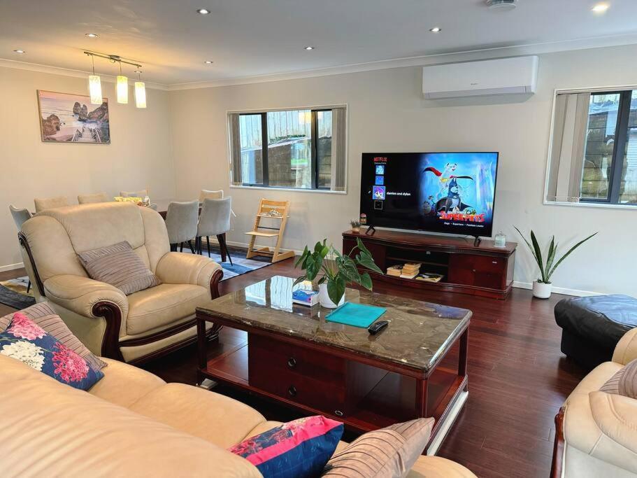 Hillsborough Spacious 3br With Ensuite -12mins Frm Airport Ferienhaus Auckland